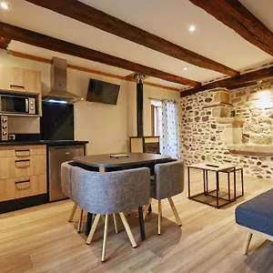 jolie-maison-deux-chambres-et-canape-lit-au-coeur-du-village.midi-pyreneeshotels.com/