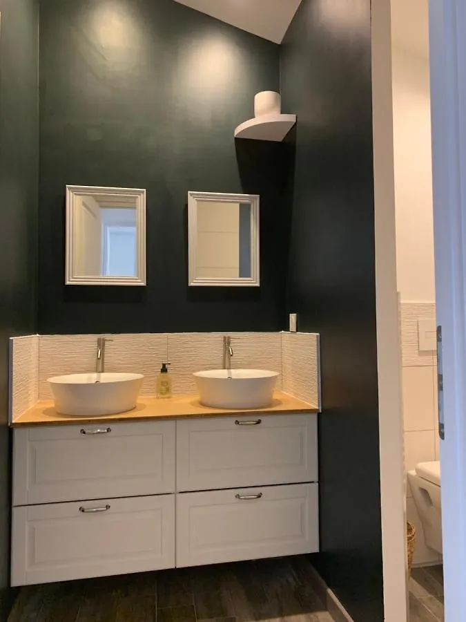 La Bonbonniere Gite De Charme Avec Jacuzzi Malaucene Holiday home