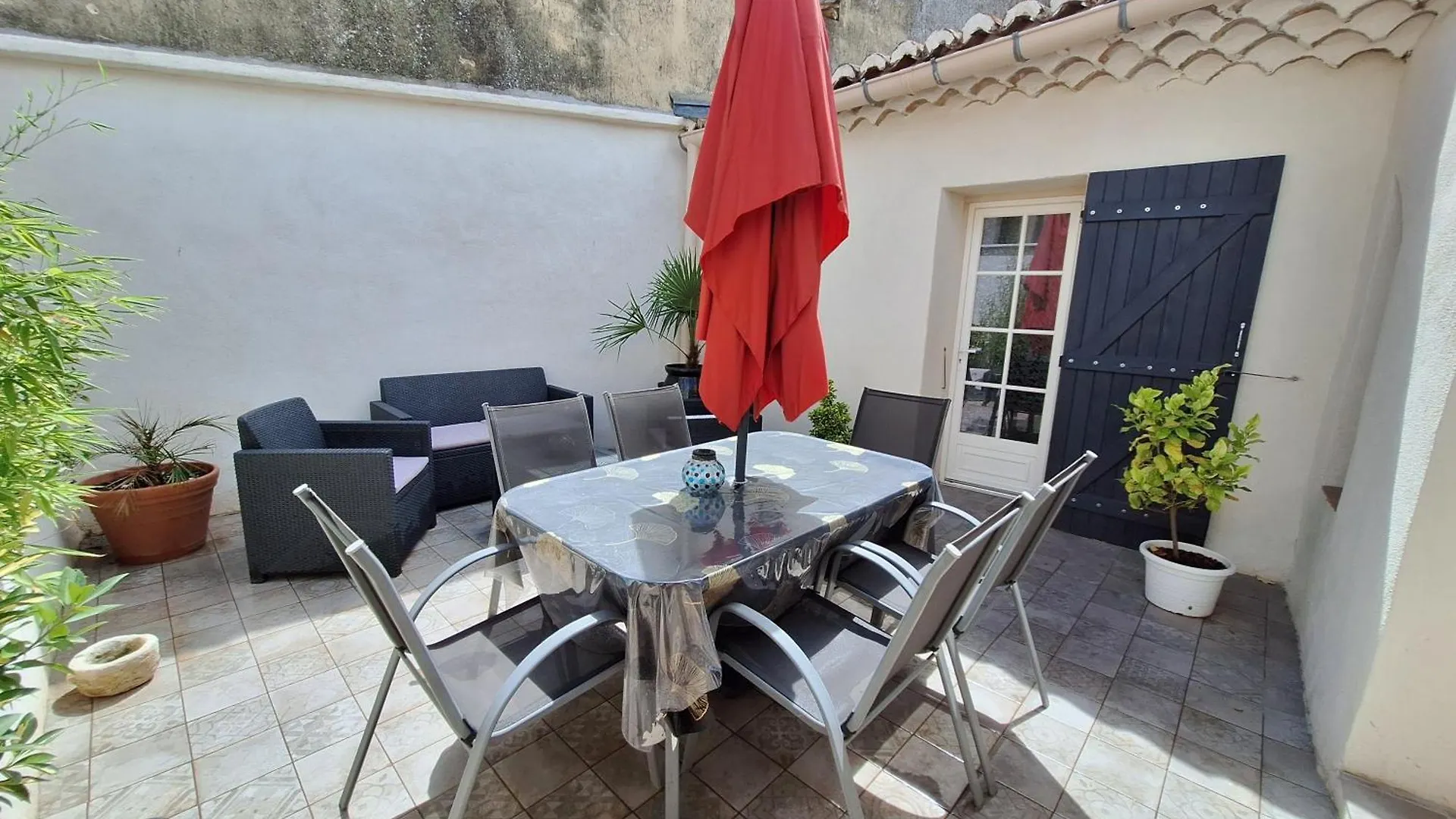 La Bonbonniere Gite De Charme Avec Jacuzzi Malaucene Holiday home